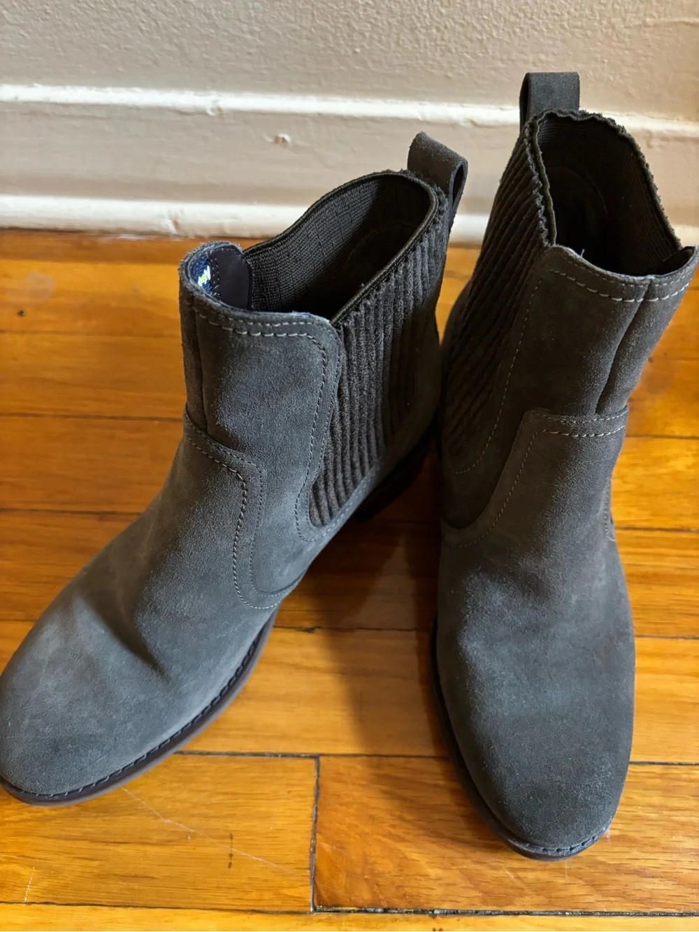 Cole Haan Grand.Os Gray Suede Chelsea Ankle Boots Pull On Block Heel 7B